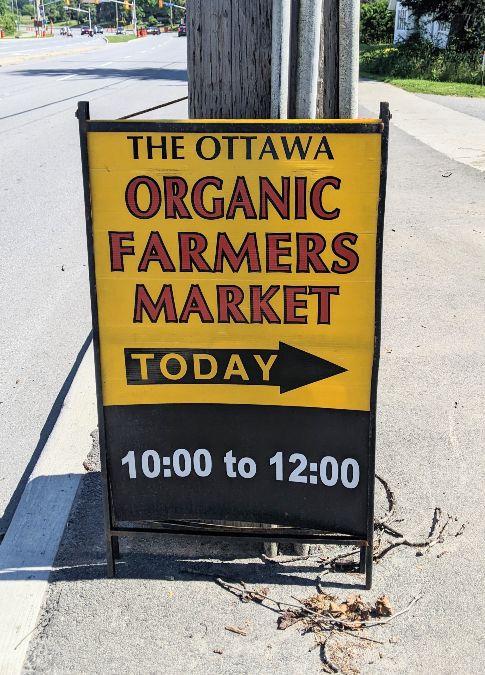 Ottawa organic farmers market sign